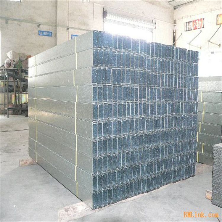 金屬線纜支撐系統(tǒng)的優(yōu)選 不銹鋼橋架、鋁合金橋架與金屬線槽解析
